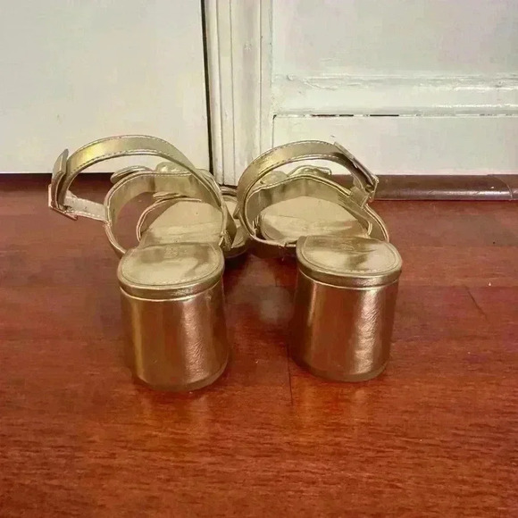 J Crew Bow Heeled Sandals Worn Once - Excellent condition - size 7.5 - Picture 3 of 5